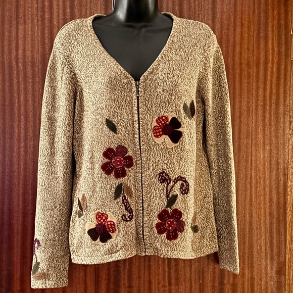 CRAZY HORSE - By Liz Claiborne Ladies Petite Sweater - Picture 1 of 4
